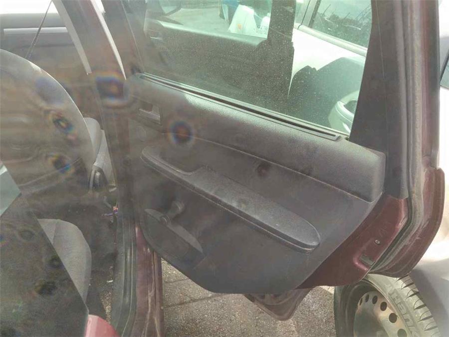guarnecido puerta trasera derecha ford focus c max 1.6 tdci 109cv 1560cc