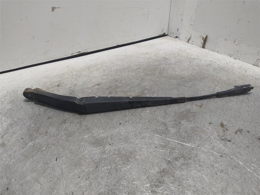 brazo limpiaparabrisas delantero izquierdo volvo xc90 d5 momentum (136kw)(7 sitze)