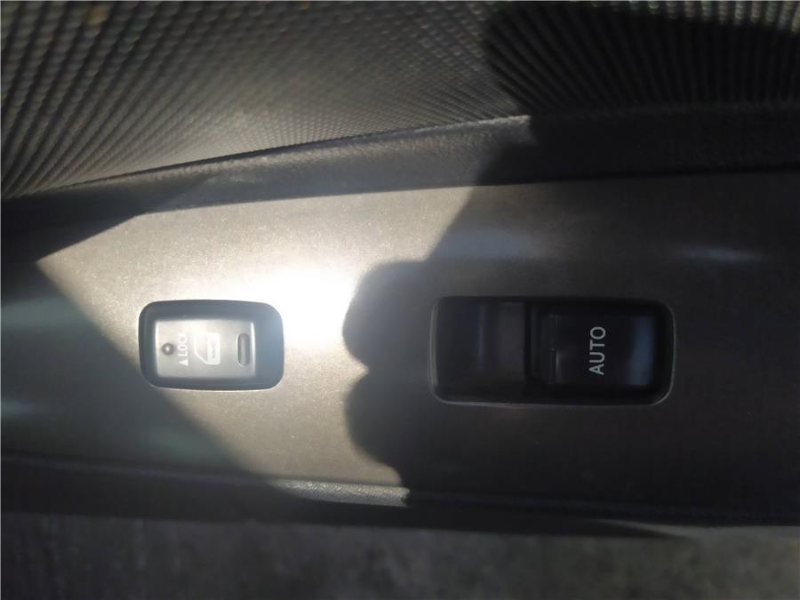 botonera puerta delantera derecha lexus is c 250 (gse20) 208cv 2499cc