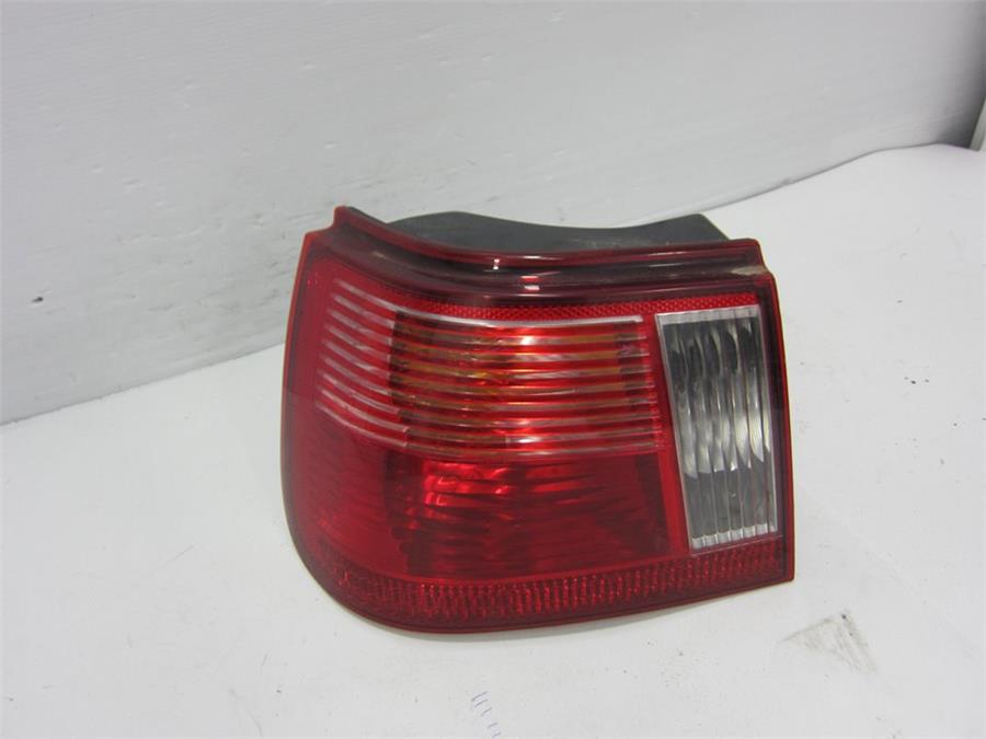 piloto trasero izquierdo seat ibiza (6k1) select