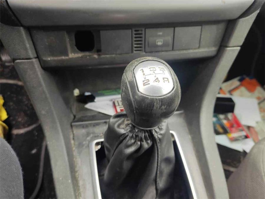 palanca de cambio ford focus berlina (cap) ambiente (d)