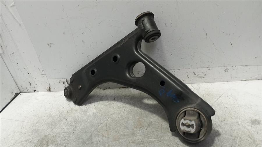 brazo inferior delantero derecho fiat iii fiorino (225) básico