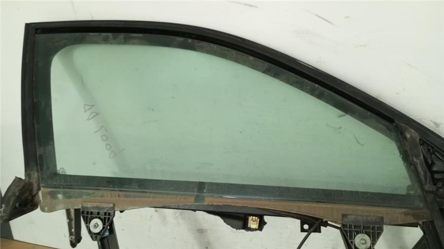 luna puerta delantera derecha audi a4 berlina (8e) 1.9 tdi (96kw)