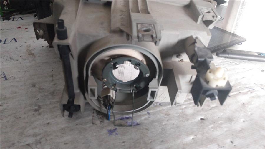 Faro Delantero Derecho RENAULT CLIO