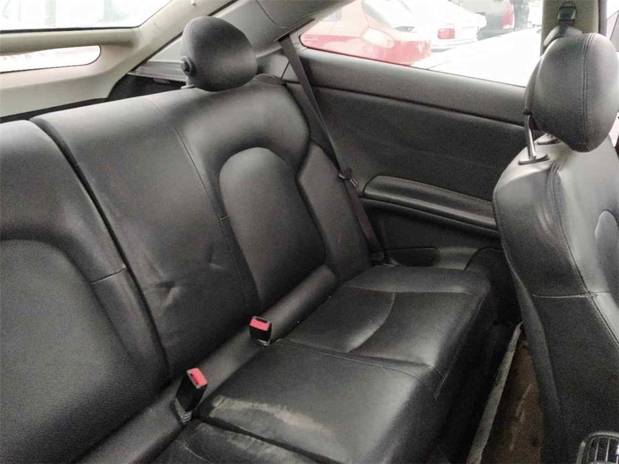 asientos traseros izquierdo mercedes benz clase c coupé c 180 kompressor (203.746) 143cv 1796cc