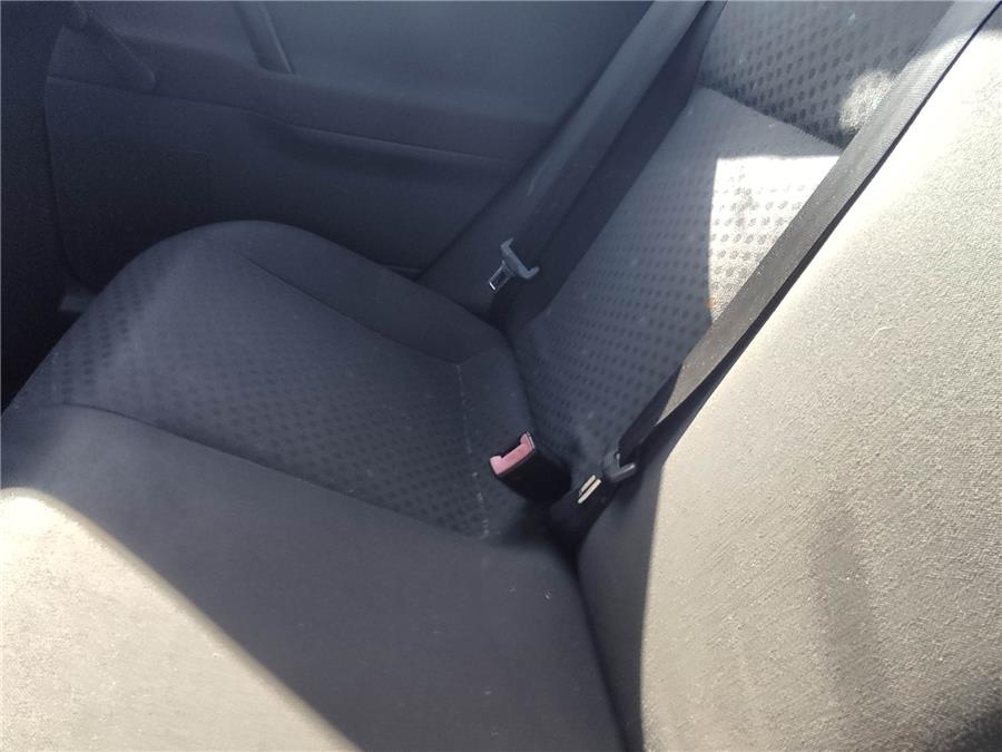 anclaje cinturon trasero derecho volkswagen polo iv (9n1) match
