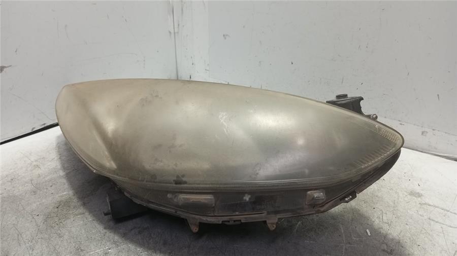 dr6151030 faro delantero derecho