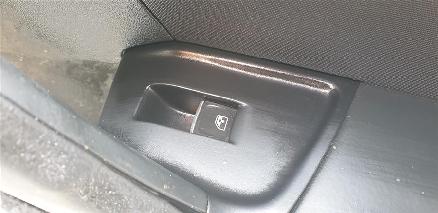 botonera puerta trasera derecha audi a1 sportback (gba) motor 1,0 ltr.   70 kw tfsi