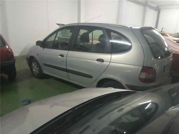 Paragolpes Trasero Renault SCENIC D