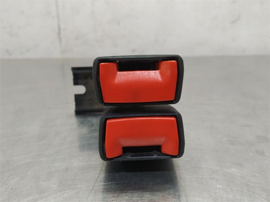 anclaje cinturon trasero derecho ford fiesta (cb1) ghia
