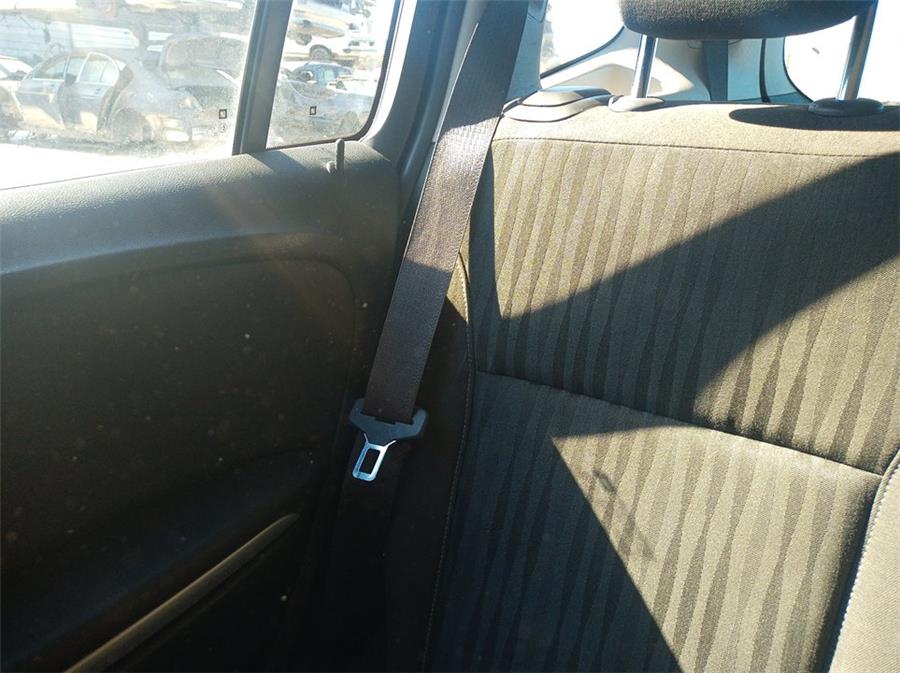 cinturon seguridad trasero derecho opel zafira tourer c 2.0 cdti (75) 165cv 1956cc