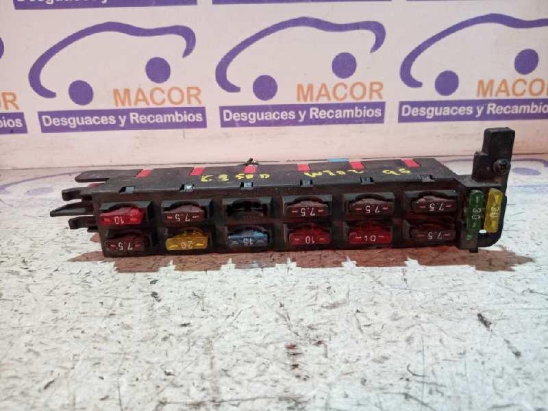 caja reles mercedes benz clase c (bm 202) berlina 200 (202.020)