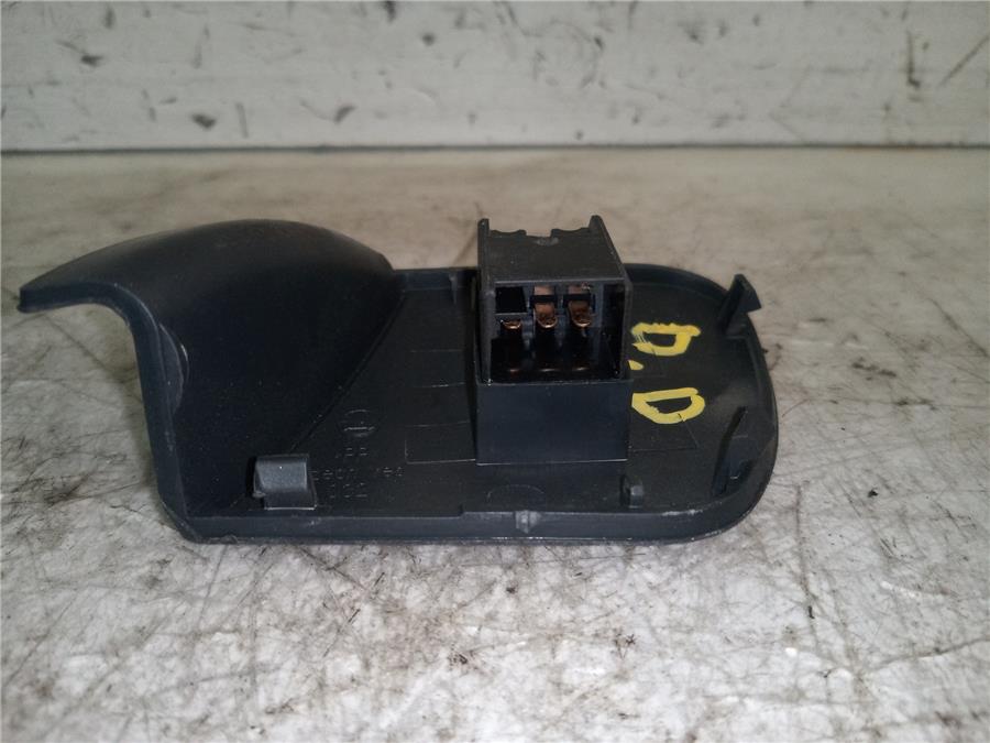 MANDO ELEVALUNAS DELANTERO DERECHO