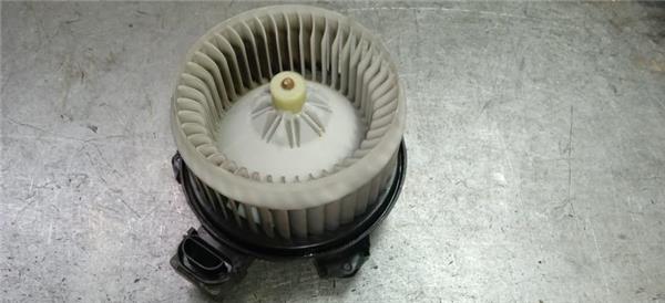 ventilador radiador aire acondicionado toyota yaris (ksp9/scp9/nlp9)(2009 >) 1.3 active [1,3 ltr.   74 kw 16v cat]