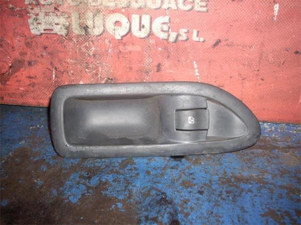 botonera puerta delantera izquierda renault laguna ii (bg0)(2001 >) 1.9 authentique [1,9 ltr.   96 kw dci diesel fap]