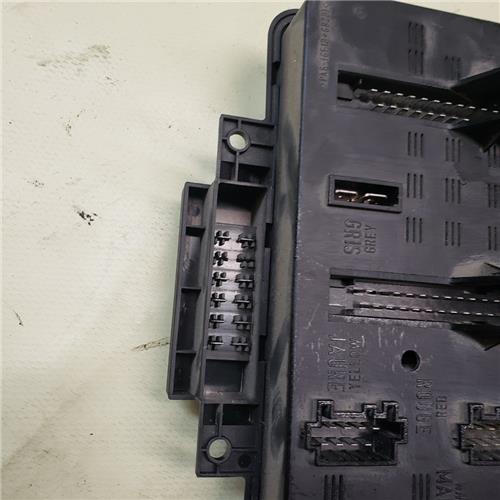 Caja Fusibles/Rele Renault Midlum 4C
