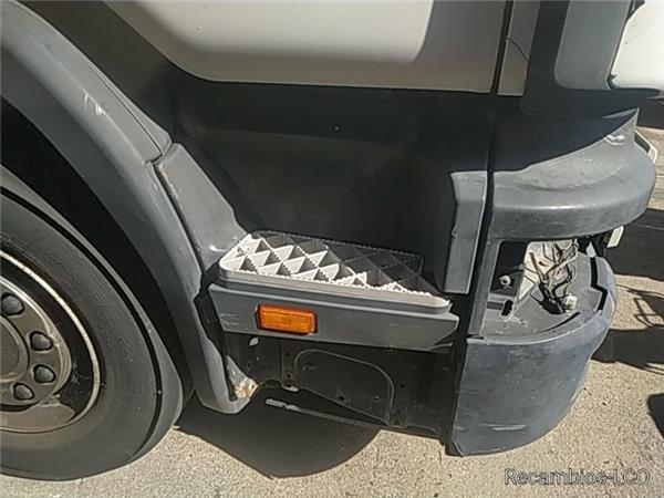 Peldaño Chasis Derecho Scania Serie