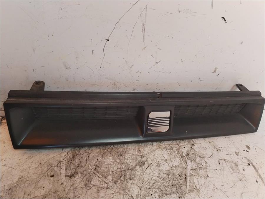 rejilla capo seat toledo (1l) sxe