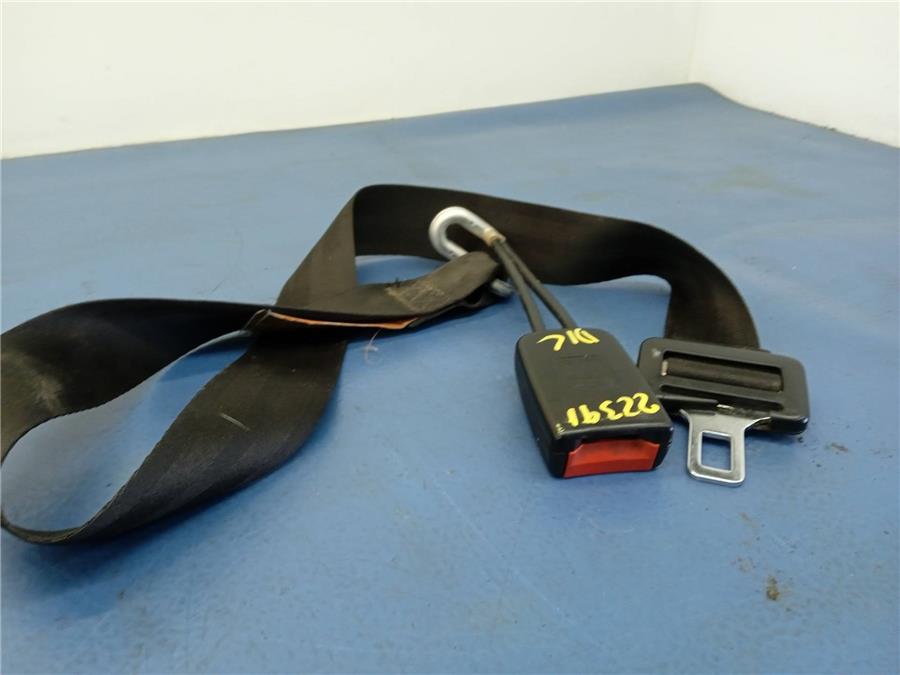 anclaje cinturon trasero izquierdo seat ibiza (6k1) select