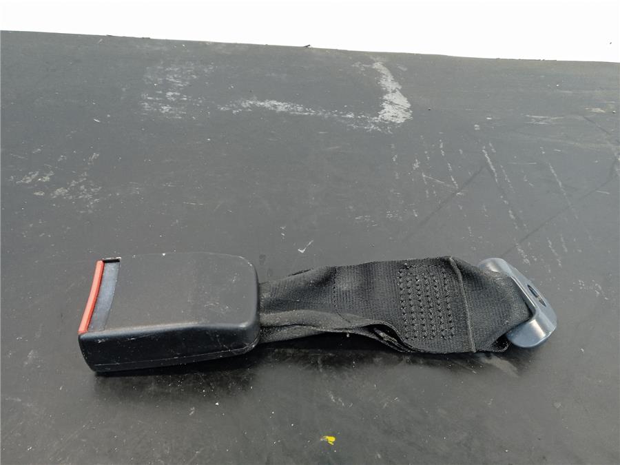 anclaje cinturon trasero derecho peugeot 106 (s2) max