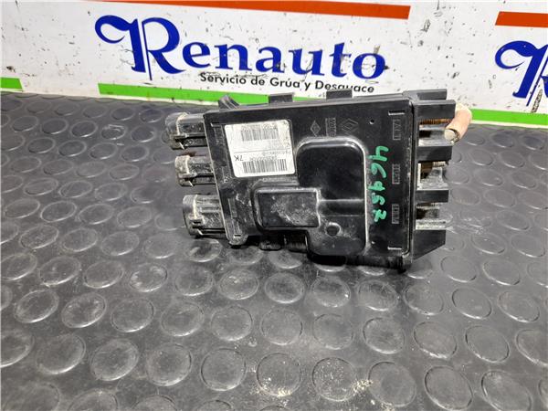 Caja Fusibles/Rele Renault Megane 5P
