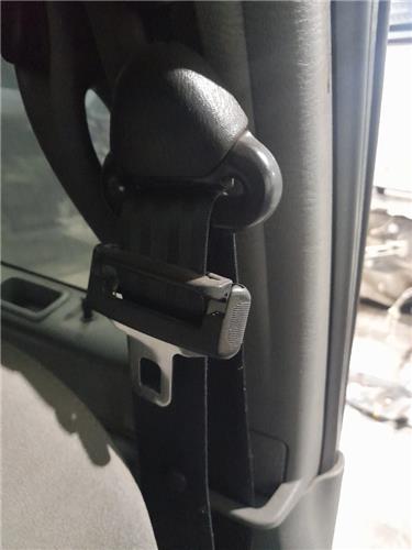 cinturon seguridad delantero izquierdo chrysler voyager (rg)(2001 >) 2.5 crd executive [2,5 ltr.   105 kw crd cat]