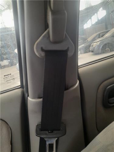 cinturon seguridad delantero derecho nissan primera berlina (p11)(06.1999 >) 1.6 básico [1,6 ltr.   73 kw 16v cat]