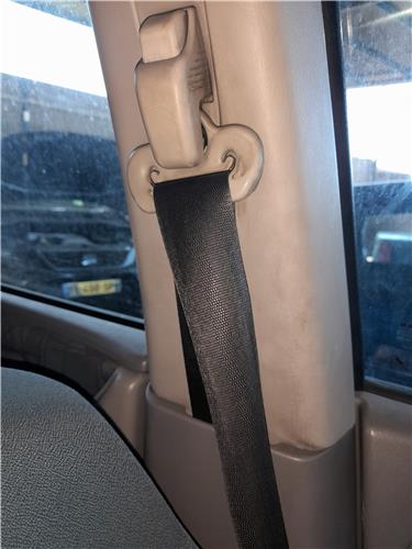 cinturon seguridad delantero izquierdo nissan almera tino (v10m)(2000 >) 1.8 básico [1,8 ltr.   84 kw 16v cat]