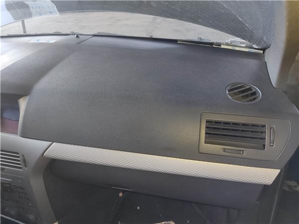 airbag salpicadero opel astra h gtc 2004  17