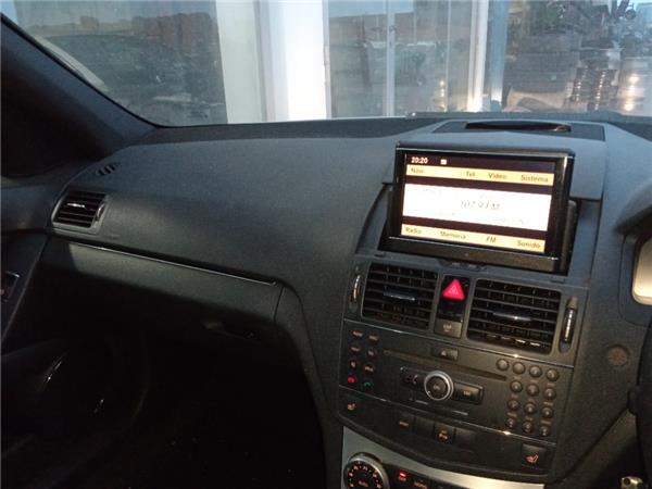 airbag salpicadero mercedes benz clase c (bm 204) berlina (01.2007 >) 3.0 c 320 cdi (204.022) [3,0 ltr.   165 kw cdi cat]