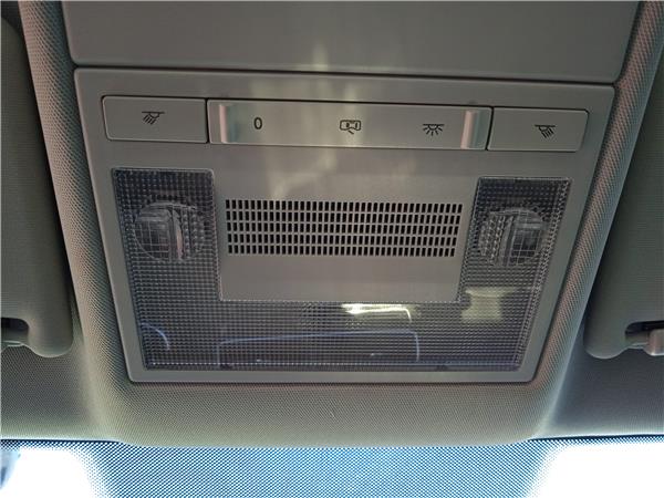 luz interior techo volkswagen polo v (6c1)(01.2014 >) 1.4 advance bmt [1,4 ltr.   55 kw tdi]