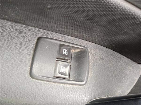 botonera puerta delantera izquierda renault kangoo ii (f/kw0)(2008 >) 1.5 emotion [1,5 ltr.   55 kw dci diesel fap]