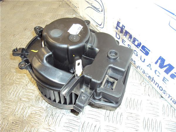 motor calefaccion mercedes benz clk (bm 209) coupe (03.2002 >) 3.0 320 cdi (209.320) [3,0 ltr.   165 kw cdi cat]