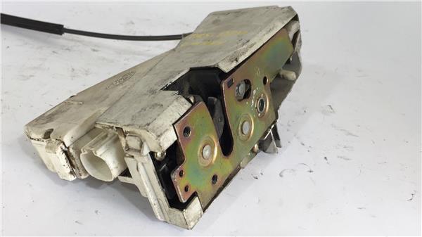 cierre electromagnetico trasero derecho ford