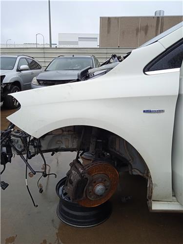 aleta delantera izquierda mercedes benz clase