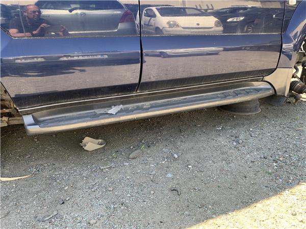 estribo toyota land cruiser j12 2003 30 d 4d