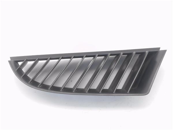 rejilla capo mitsubishi colt cz3 berl 5 z30a