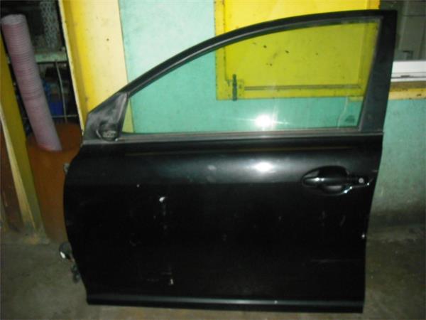 puerta delantera izquierda toyota avensis sedán (t25) 1.8