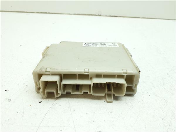 caja reles lexus gs (ls10)(2012 >) 3.5 450h [3,5 ltr.   215 kw v6 cat]