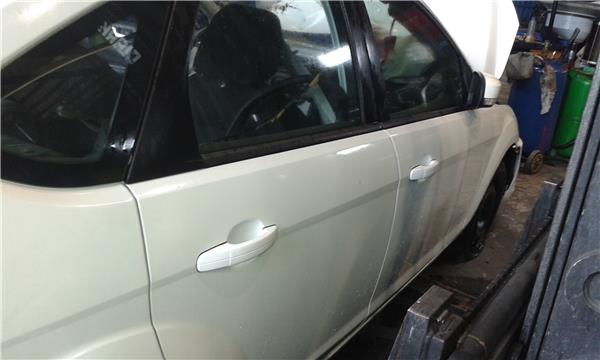 puerta trasera izquierda ford focus sportbreak (cb8)(2010 >) 1.6 ambiente [1,6 ltr.   70 kw tdci cat]