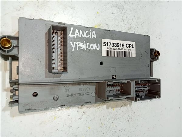 caja reles lancia ypsilon (101)(09.2003 >) 