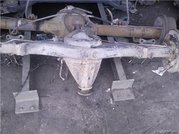 puente trasero nissan trade caja/chasis 3.0 d
