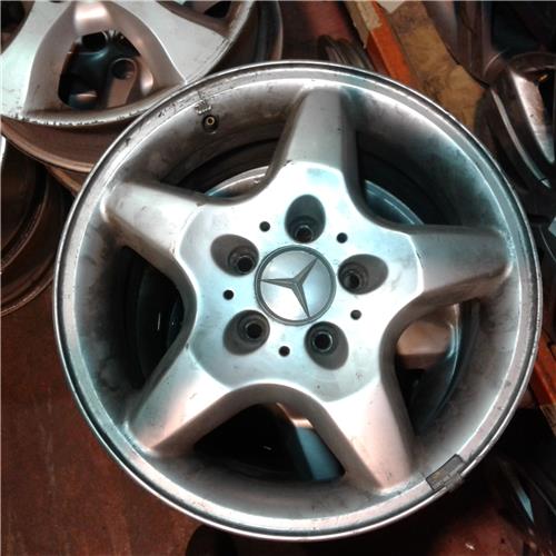 llanta mercedes benz clase 1997