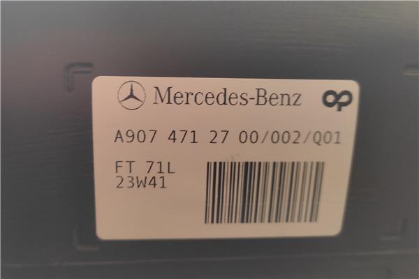 Deposito Combustible Mercedes-Benz