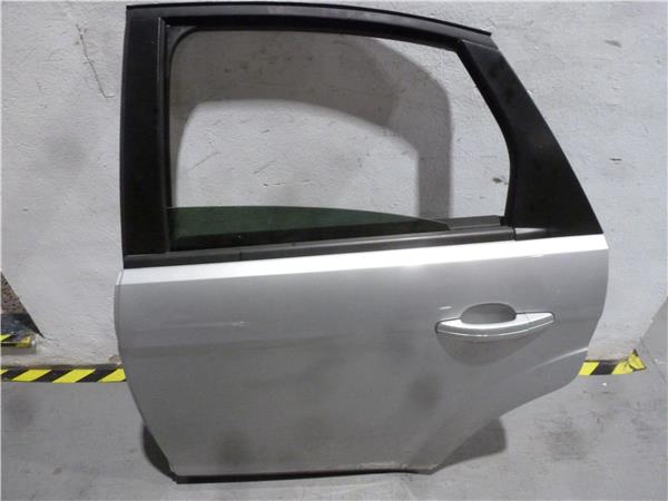 puerta trasera izquierda ford focus berlina (cb4)(2008 >) 1.6 titanium [1,6 ltr.   80 kw tdci cat]