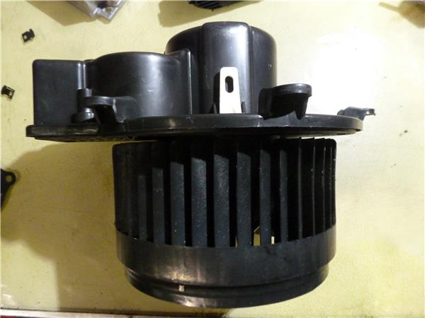 motor calefaccion mercedes benz clase c (bm 203) sportcoupe (10.2000 >) 1.8 c 200 compressor (203.742) [1,8 ltr.   120 kw]