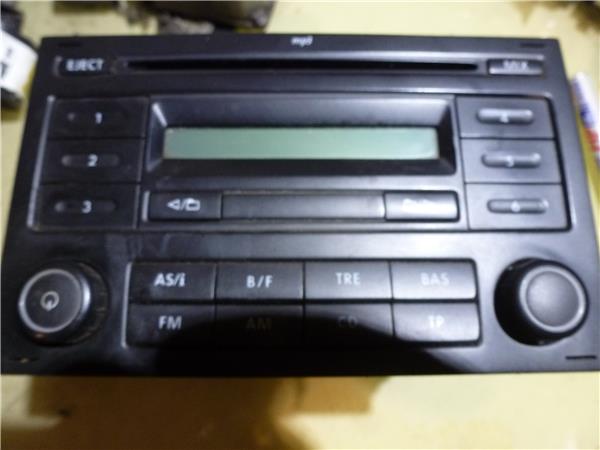 Comprar recambio de Sistema de Audio radio CD Volkswagen Polo IV 9N  Ref.6Q0035152D ☑️ - Tu desguace Online
