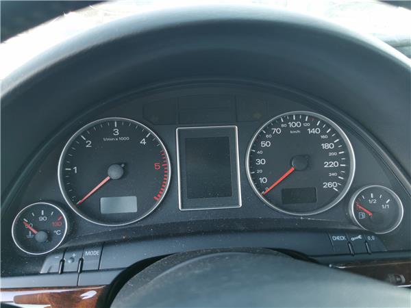Cuadro Instrumentos Audi A4 Berlina