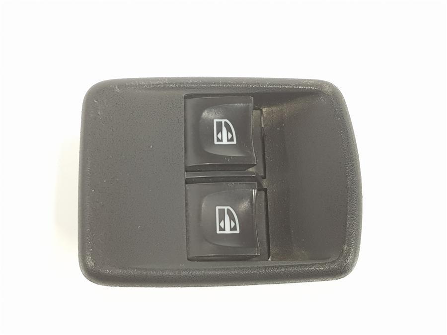 botonera puerta delantera izquierda dacia duster 1.5 dci d fap (90 cv)