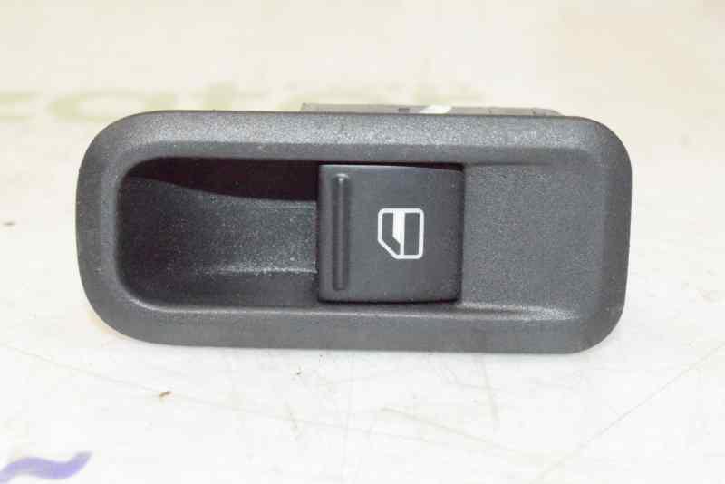 botonera puerta trasera derecha skoda fabia combi 1.6 tdi dpf (105 cv)